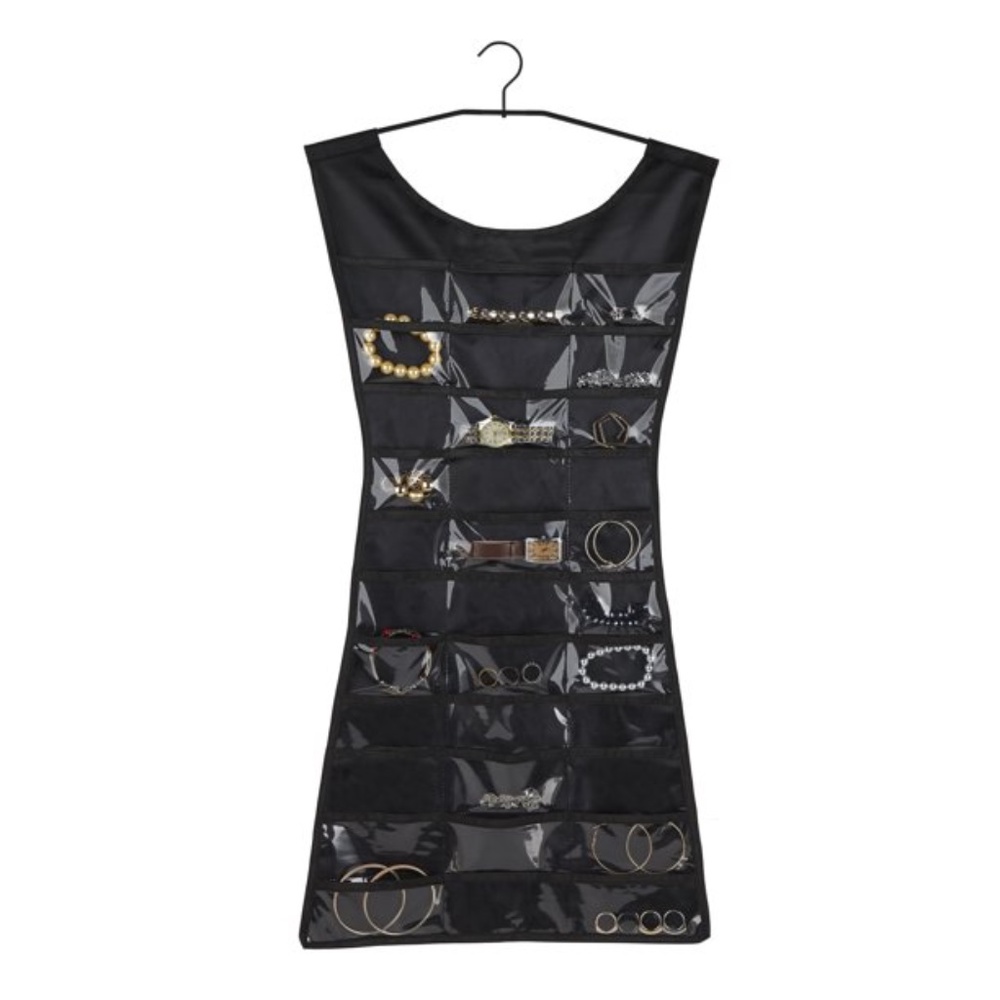 Umbra // Hanging Jewelry Organizer